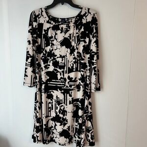 Kaari Blue Black White Floral Print Midi Dress Size Medium